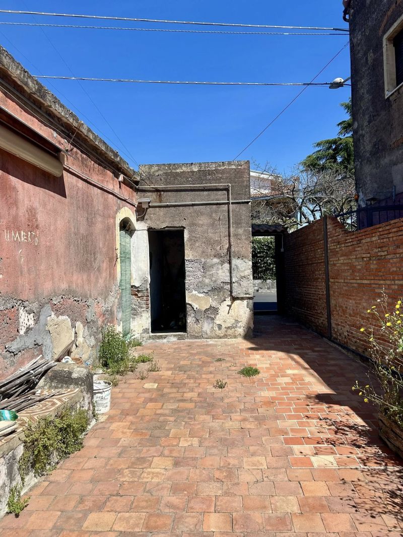 PIANO D'API ACIREALE CASA...