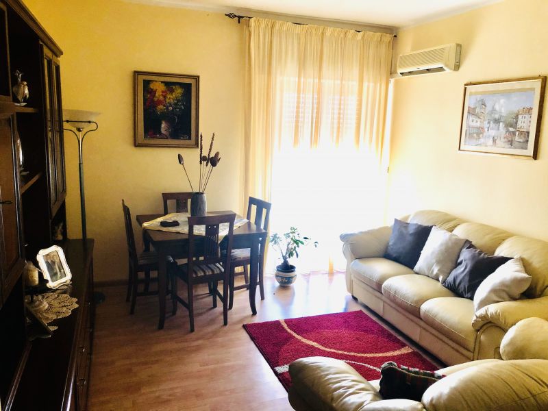 Aci Santï¿½â€¬ï¿½Antonio 3 vani + 2 servizi e Garage 30 mq 